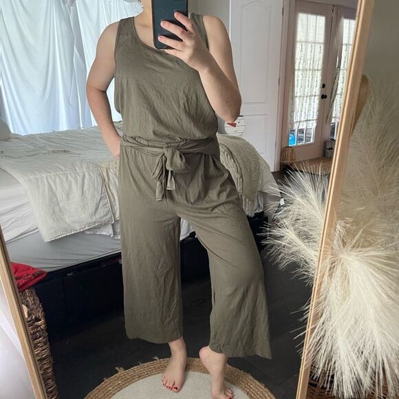 Michael Stars Women’s Small Olive Green Tank Jumpsuit - Picture 5 of 8